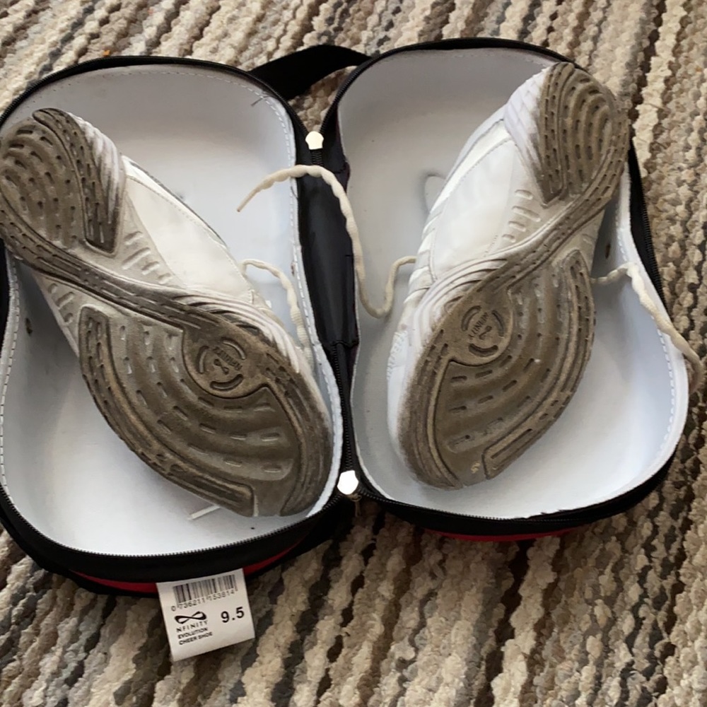 Nfinity Evolution Cheer Shoes - Picture 3 of 4